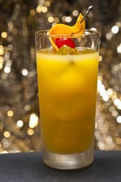 Bicchiere con Cocktail Harvey Wallbanger