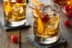 Bicchiere con Cocktail God Mother
