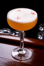 Bicchiere con Cocktail Sidecar