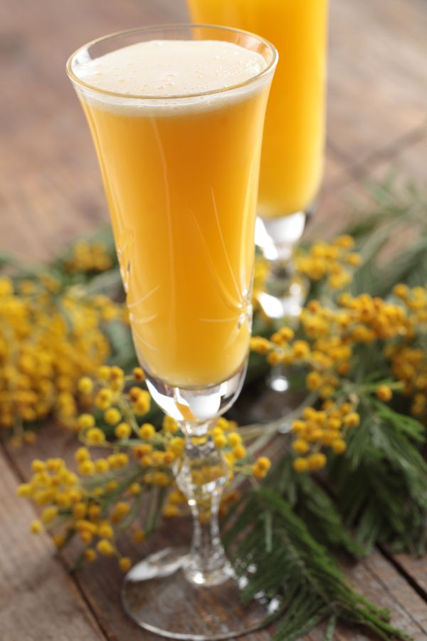 Bicchiere con Cocktail Mimosa